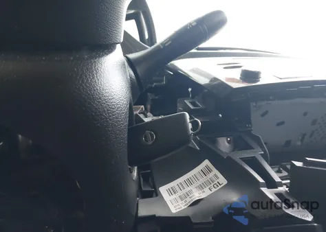 2017 Nissan Rogue S z USA, uszkodzony, nr VIN KNMAT2MVXHP512686